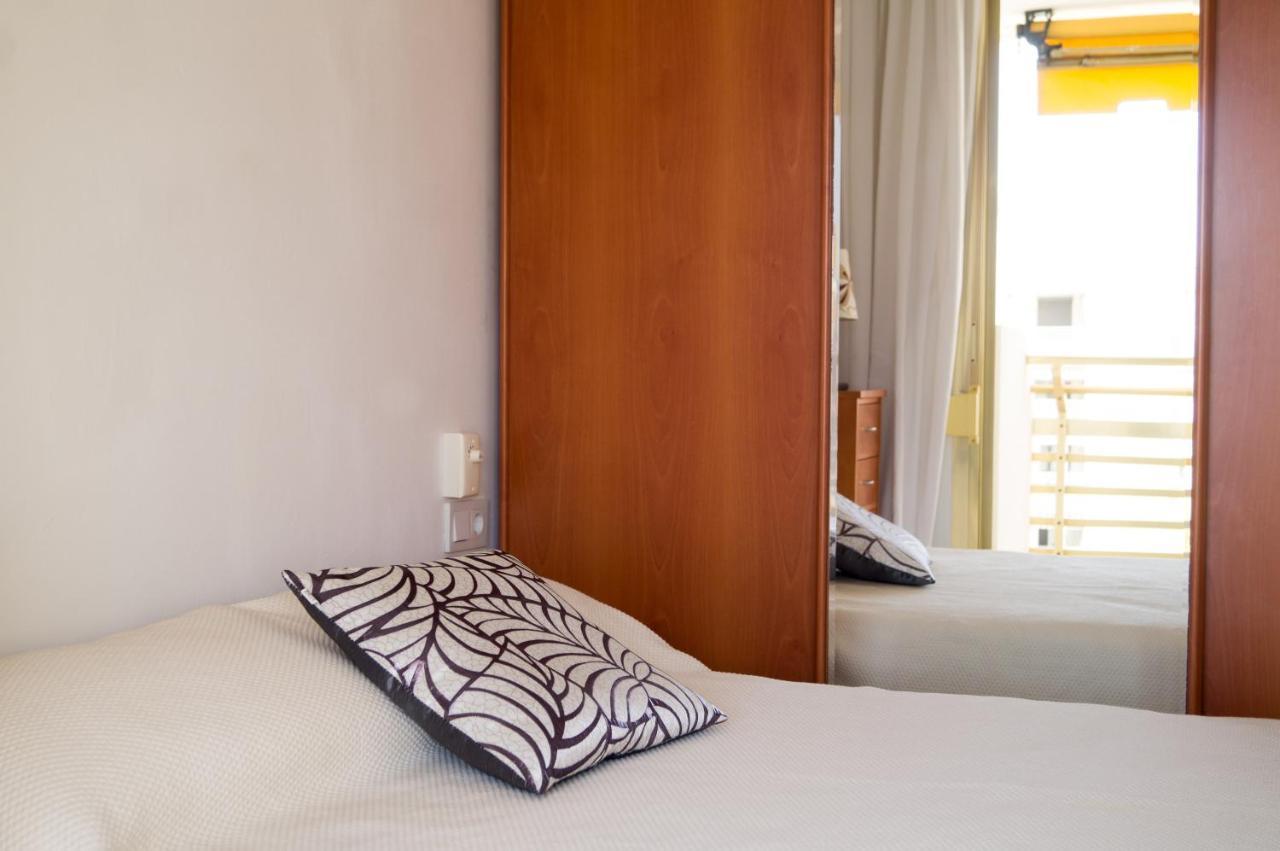 Апартаменты Apartamento Novelty Салоу Экстерьер фото