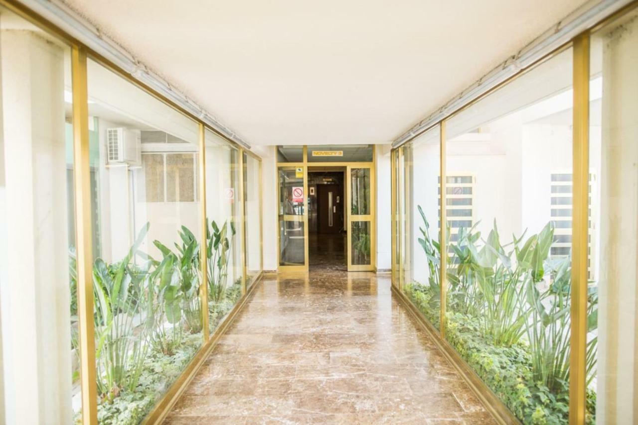 Апартаменты Apartamento Novelty Салоу Экстерьер фото